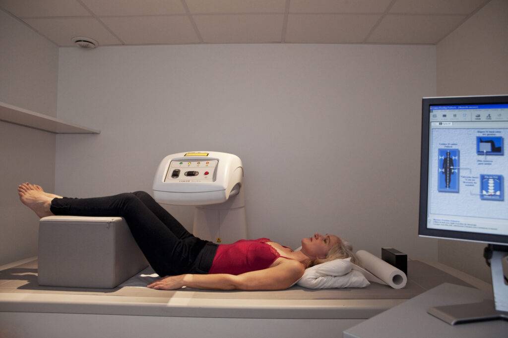 Luuntiheysmittaus on turvallinen ja kivuton tutkimus.